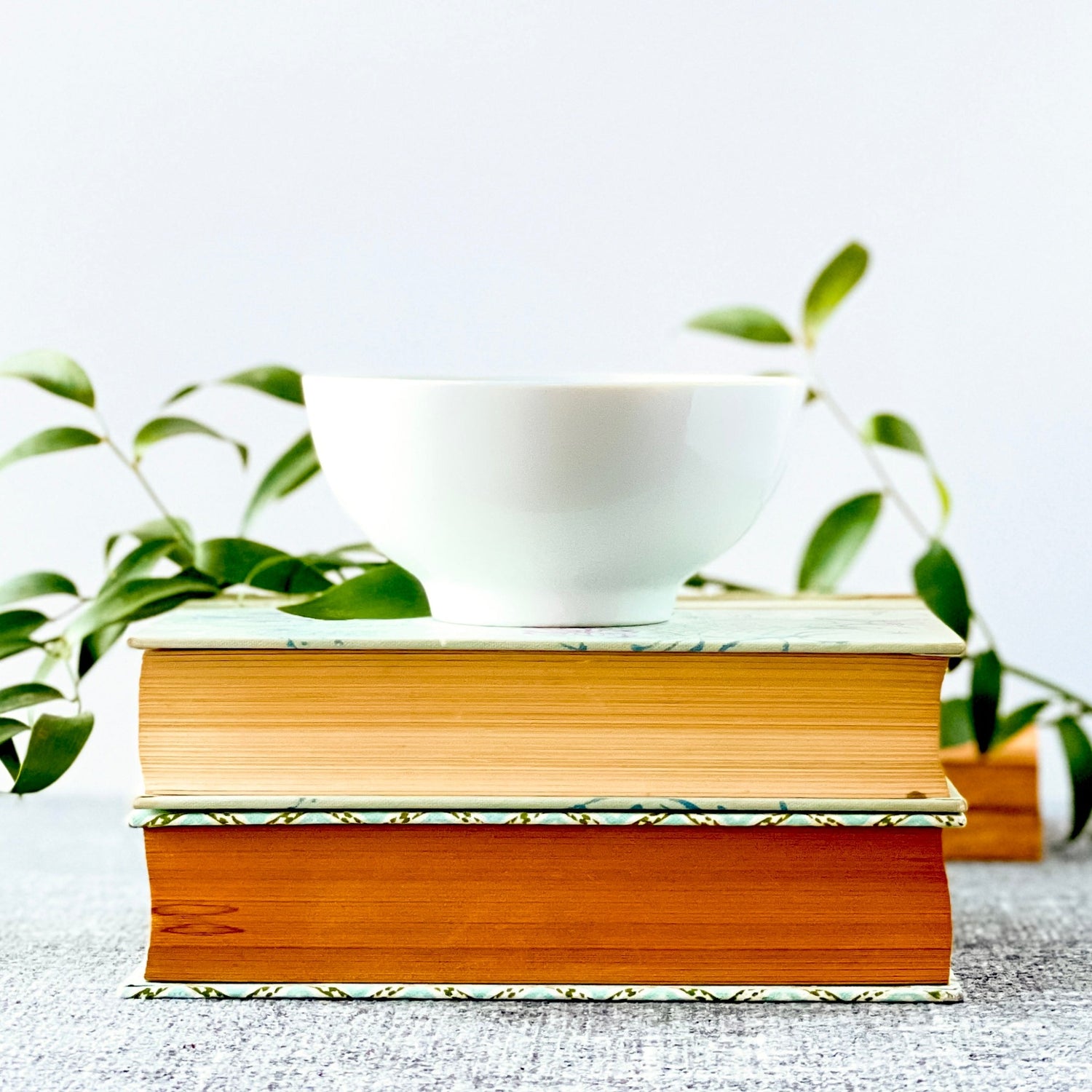 customizable ceramic candle, unique candles, gifts for candle lovers