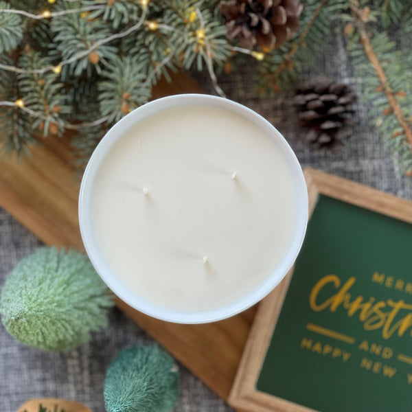 Mint green, forest green and white scented soy candle, winter scented candle, holiday candle, Christmas scented candle, unique Christmas candle